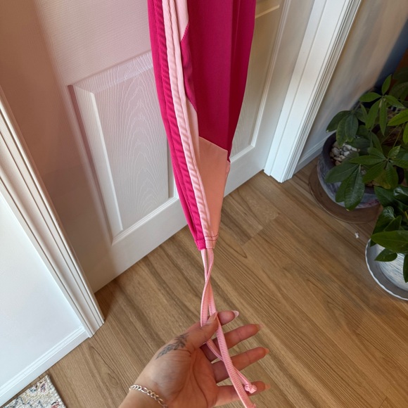 Bodycon Ribbed Ruched Dress - Picture 3 of 7